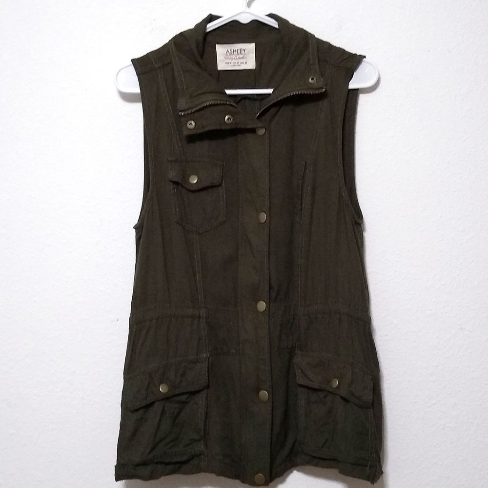 Ashley by 26 International utility vest